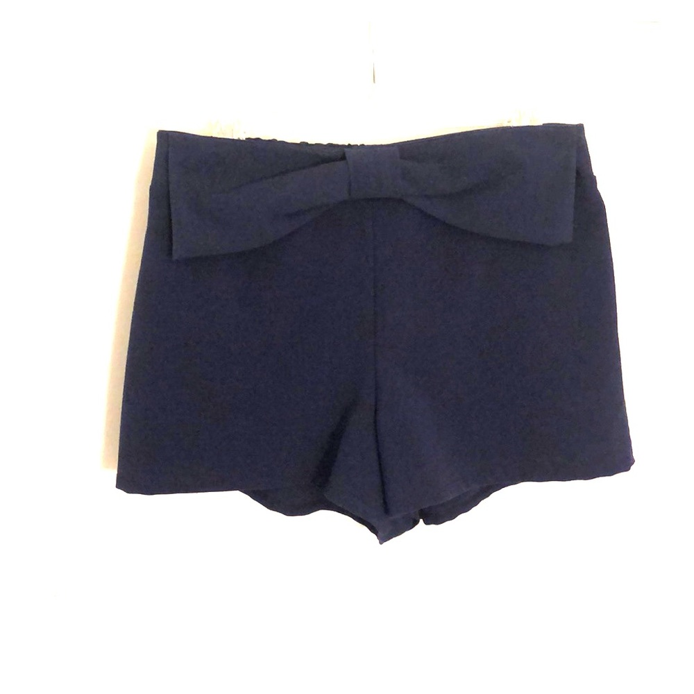 Dark blue shorts with bow